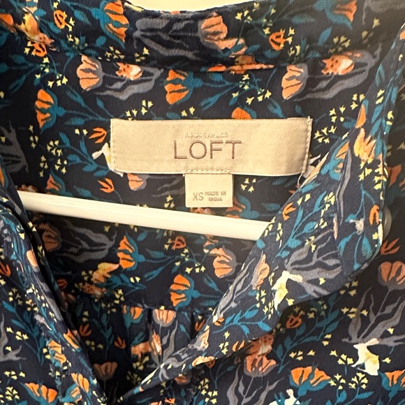 LOFT Navy and Orange Floral Blouse - Picture 4 of 6